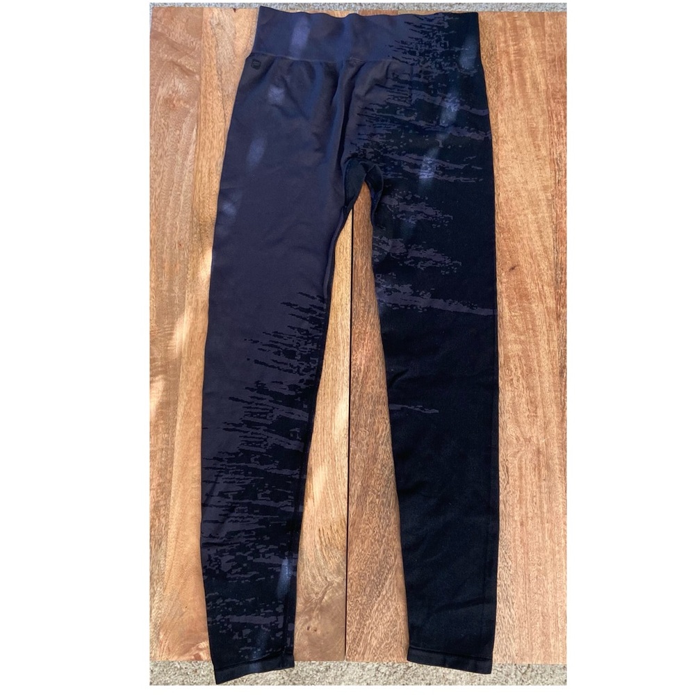 Fabletics Seamless Printed Leggings Size Small